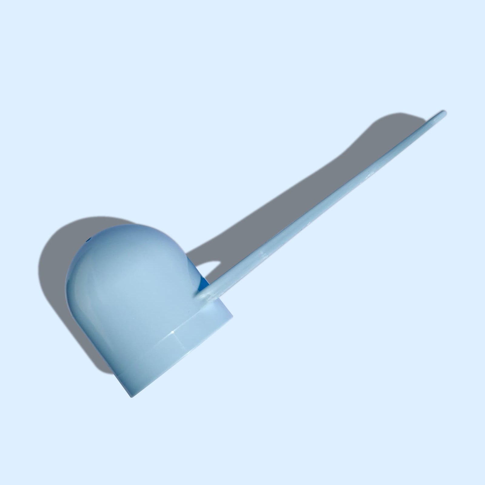 Moodi blue scoop on blue background