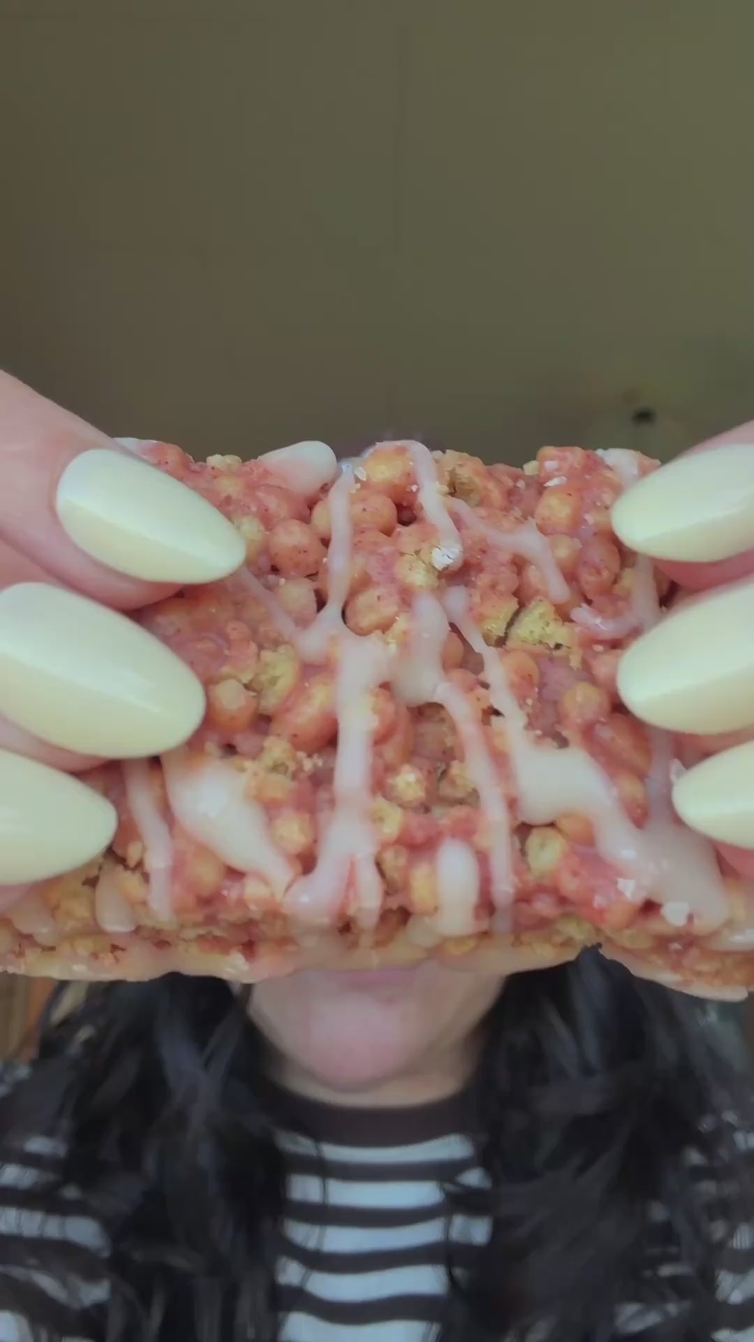 Play video: Erin shares a Protein Crisp Bars testimonial